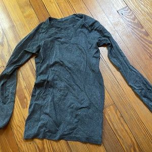 LULULEMON Dark Gray swiftly long sleeve top, 4